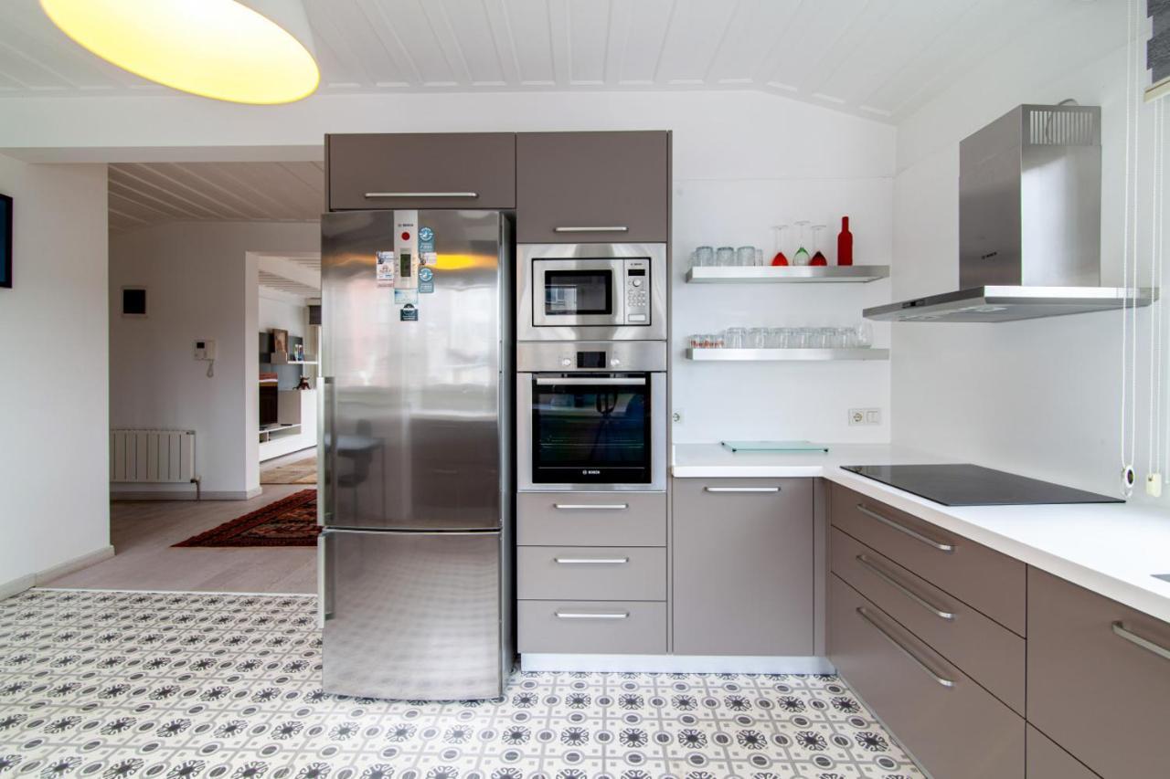 Mesmerizing Flat With Bosphorus View In Sariyer Apartment